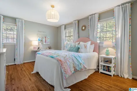 4109 Brook Way Birmingham AL 35213