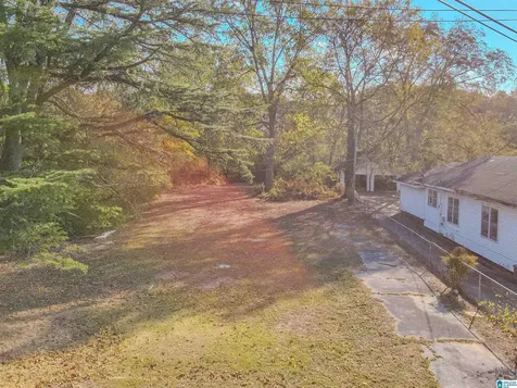 8021 Highway 31 Calera AL 35040