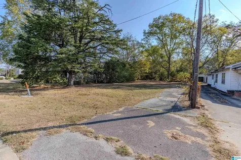 8021 Highway 31 Calera AL 35040