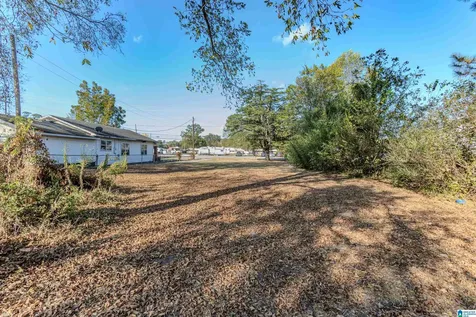 8021 Highway 31 Calera AL 35040