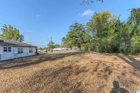 8021 Highway 31 Calera AL 35040