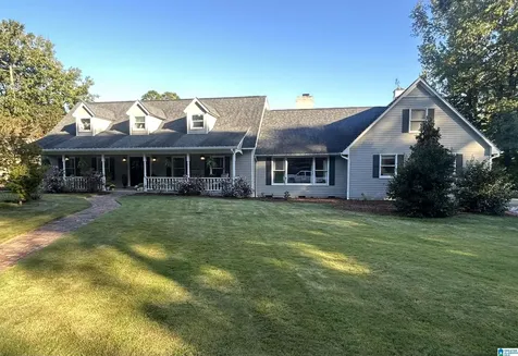 1207 Cheval Lane Vestavia Hills AL 35216