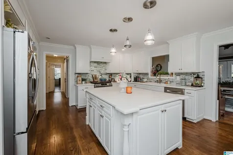 1207 Cheval Lane Vestavia Hills AL 35216