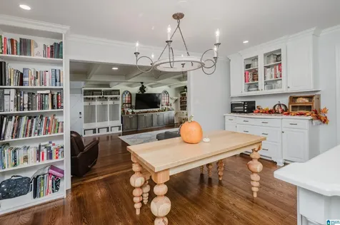 1207 Cheval Lane Vestavia Hills AL 35216