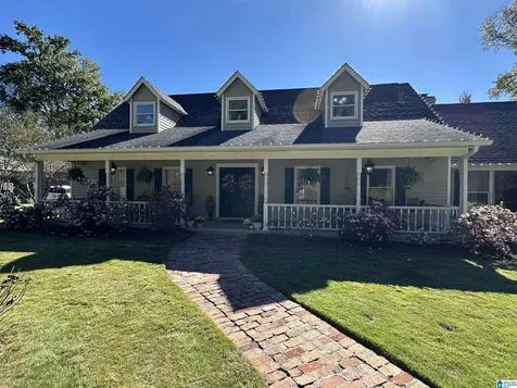 1207 Cheval Lane Vestavia Hills AL 35216
