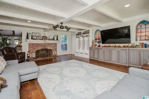 1207 Cheval Lane Vestavia Hills AL 35216