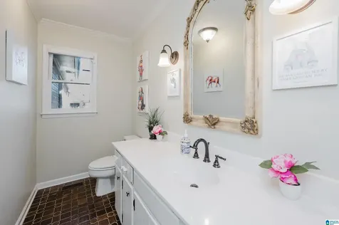 1207 Cheval Lane Vestavia Hills AL 35216