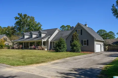 1207 Cheval Lane Vestavia Hills AL 35216