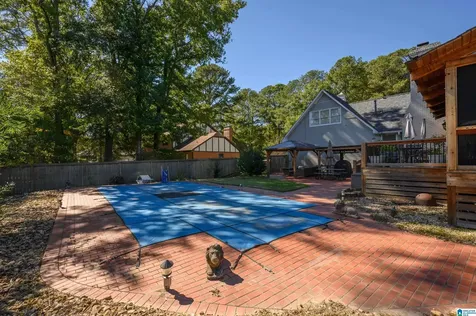 1207 Cheval Lane Vestavia Hills AL 35216