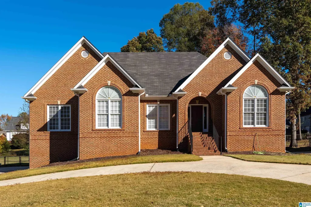 6927 Woodvale Lane Trussville AL 35173
