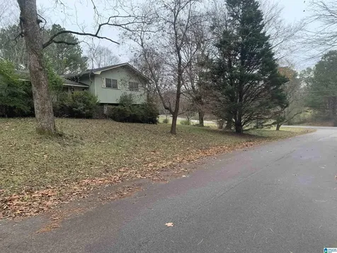 1805 L Drive Fultondale AL 35068