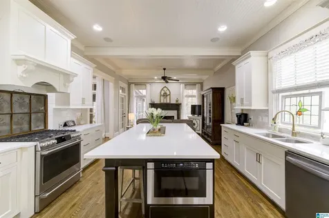513 Founders Park Lane Hoover AL 35226