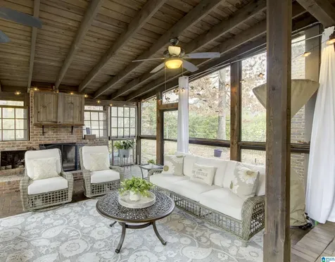 513 Founders Park Lane Hoover AL 35226