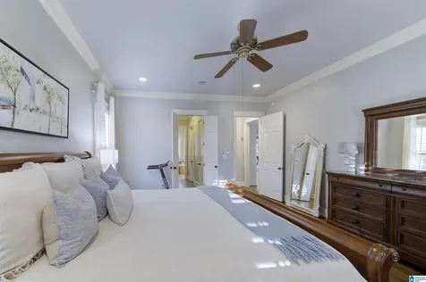 513 Founders Park Lane Hoover AL 35226