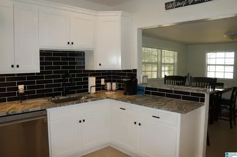 10 Brown Avenue Sylacauga AL 35150