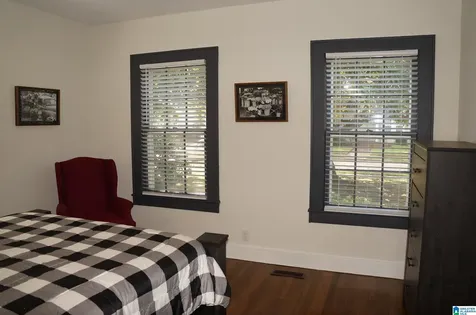 10 Brown Avenue Sylacauga AL 35150