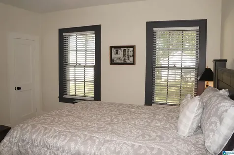 10 Brown Avenue Sylacauga AL 35150