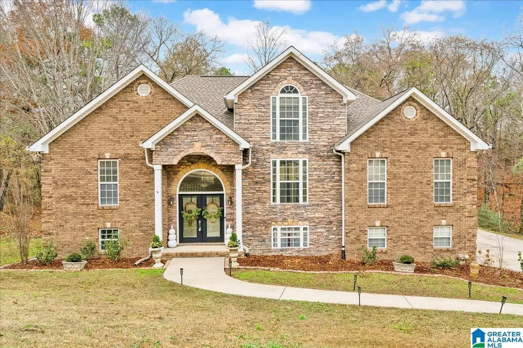 305 Forest Parkway Alabaster AL 35007