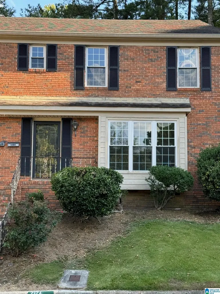 2124 Montreat Way Vestavia Hills AL 35216