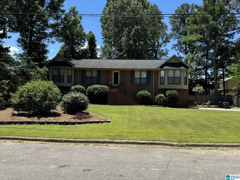 3405 Hollingswood Circle Vestavia Hills AL 35243