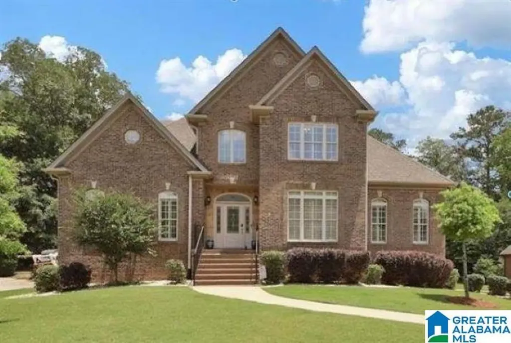 520 Mill Springs Circle Hoover AL 35244
