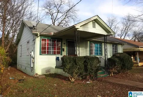 1021 14th Place SW Birmingham AL 35211