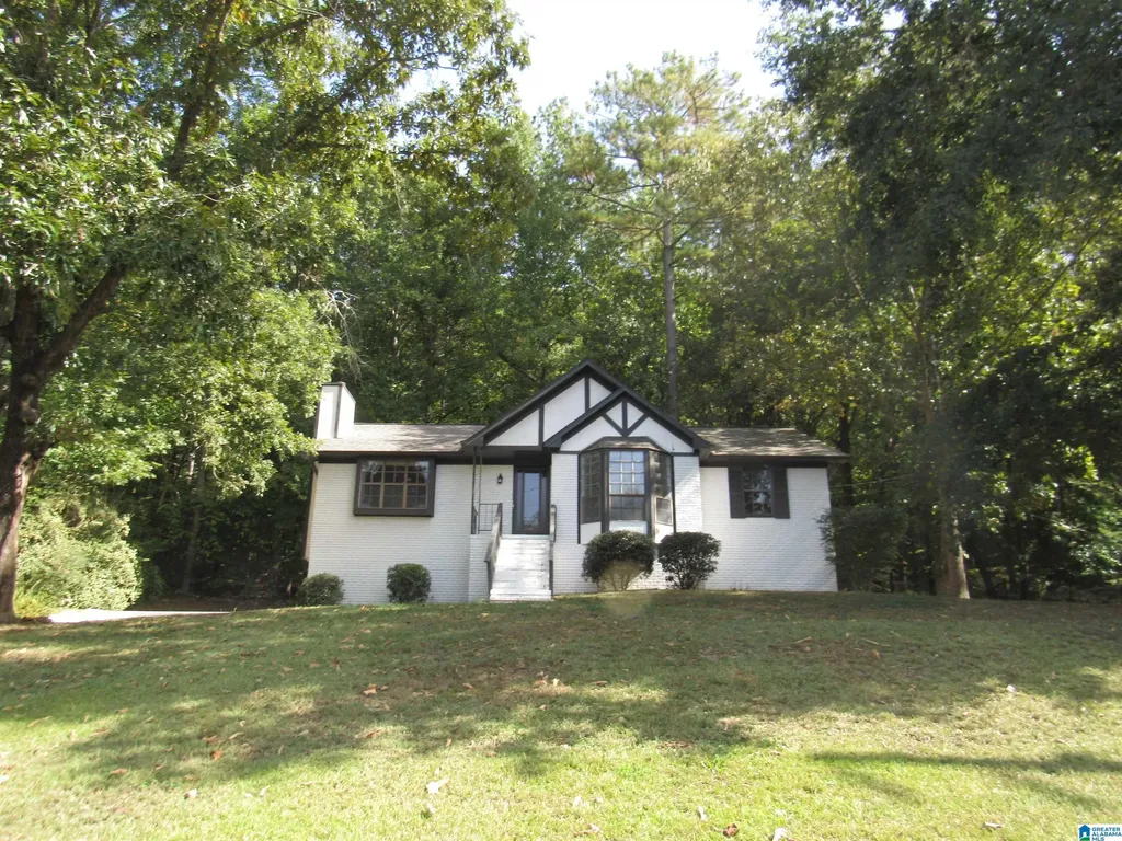 204 Redwood Drive Alabaster AL 35114