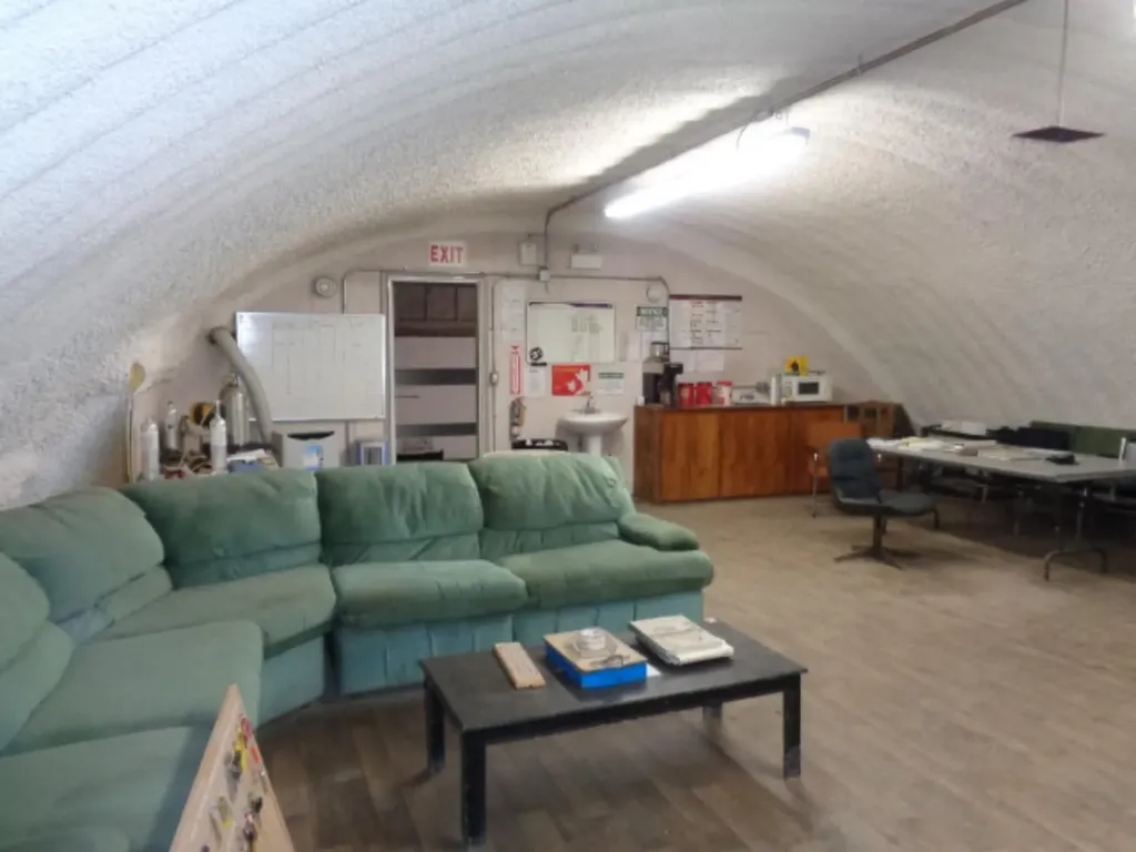 5704 54 Avenue Taber AB T1G 1X3