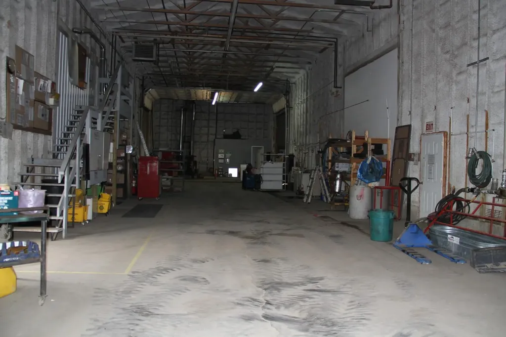 5704 54 Avenue Taber AB T1G 1X3