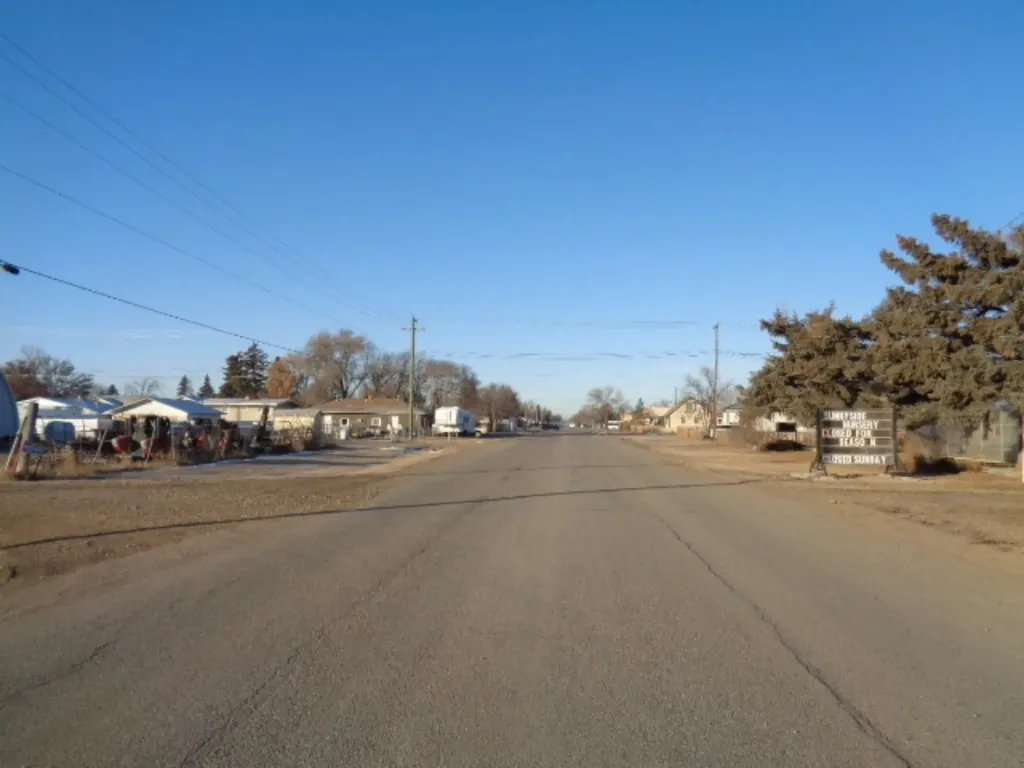 5704 54 Avenue Taber AB T1G 1X3
