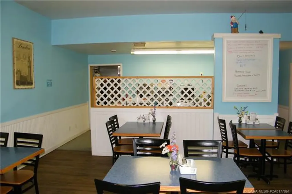 4706 43 Avenue Forestburg AB T0B 1N0