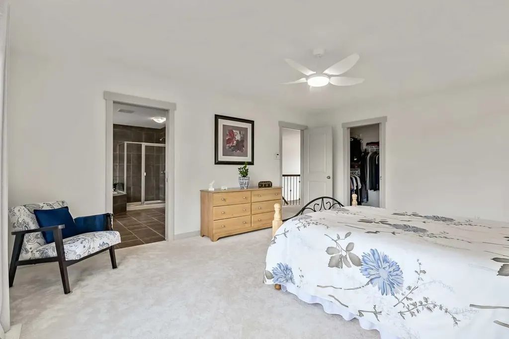 222 Chapala Point SE Calgary AB T2X 3W9