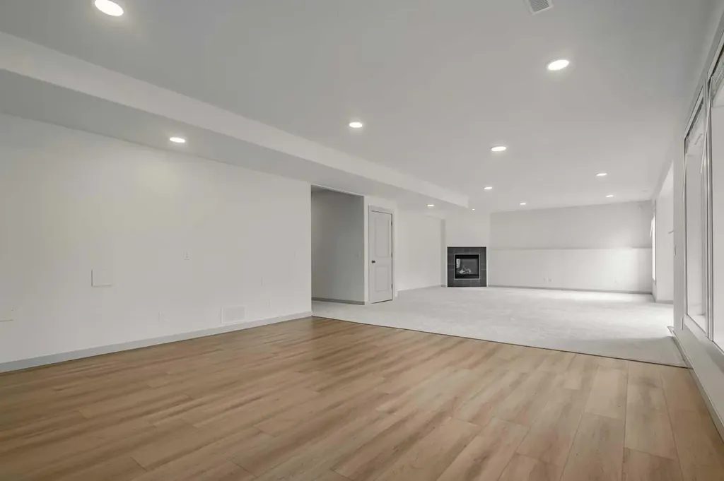 222 Chapala Point SE Calgary AB T2X 3W9