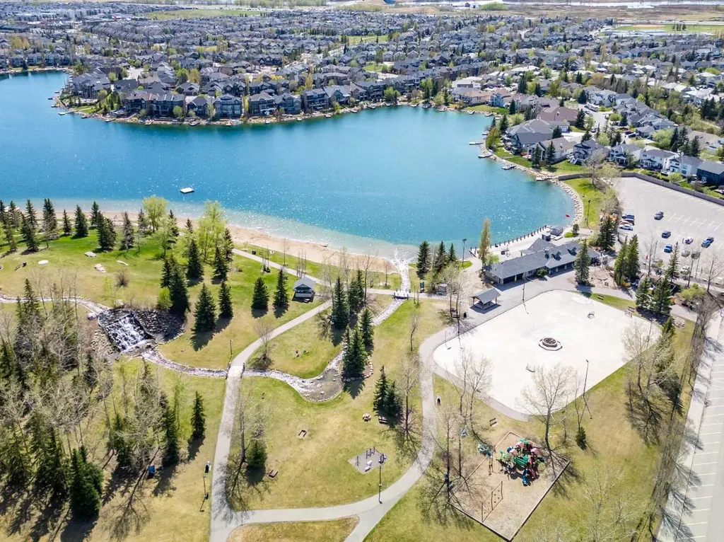 222 Chapala Point SE Calgary AB T2X 3W9