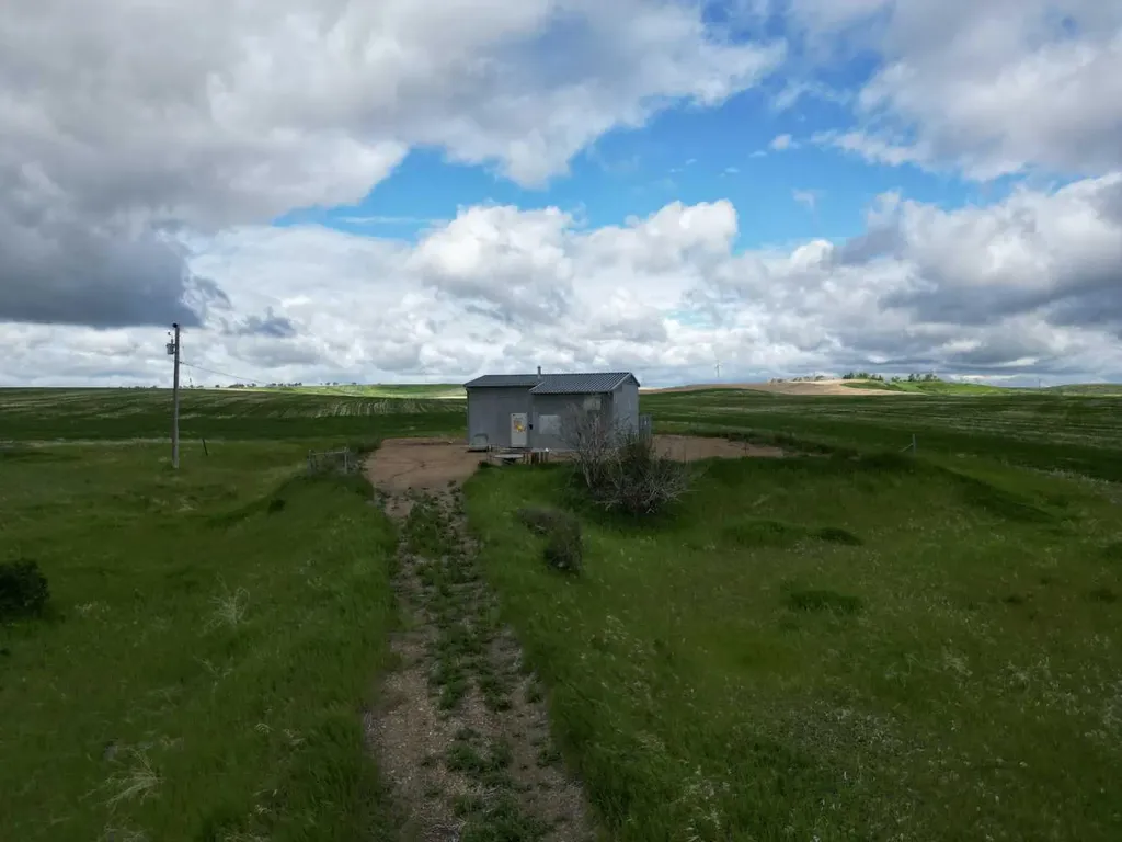NE 1 26 19 W4 Rr 190 Rural Wheatland County AB T0J0Y0