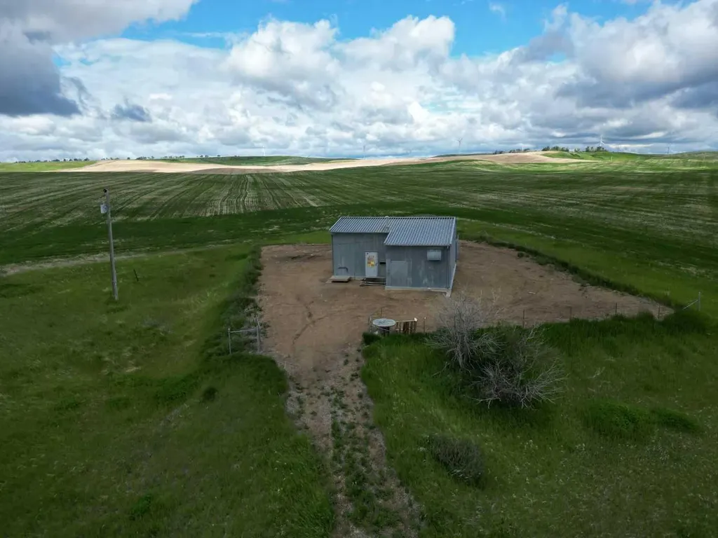 NE 1 26 19 W4 Rr 190 Rural Wheatland County AB T0J0Y0