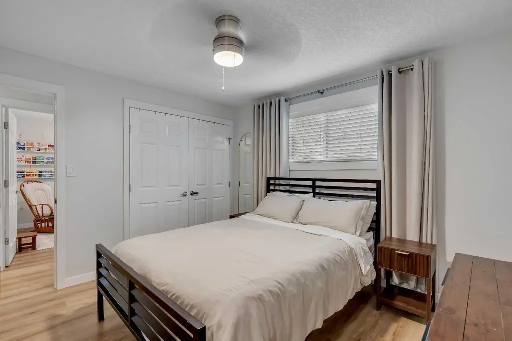 6256 Silver Springs Hill NW Calgary AB T3B 3E6