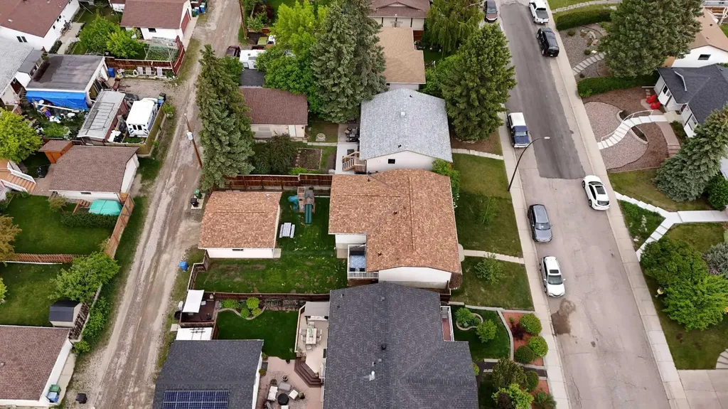 6256 Silver Springs Hill NW Calgary AB T3B 3E6