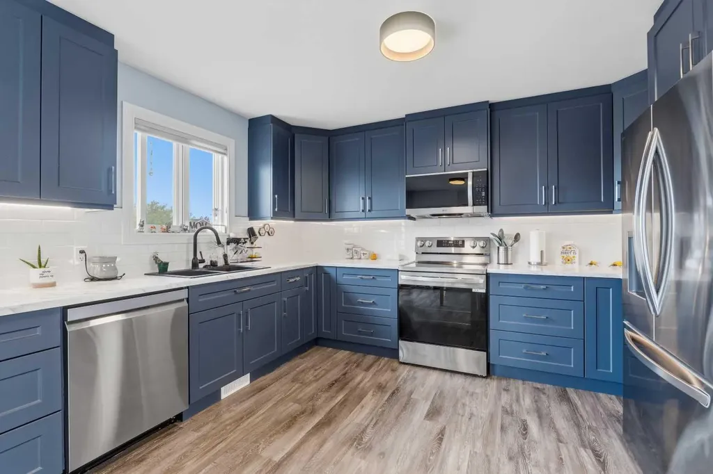 108 Wellwood Drive Whitecourt AB T7S 0C6