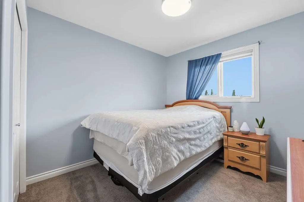 108 Wellwood Drive Whitecourt AB T7S 0C6