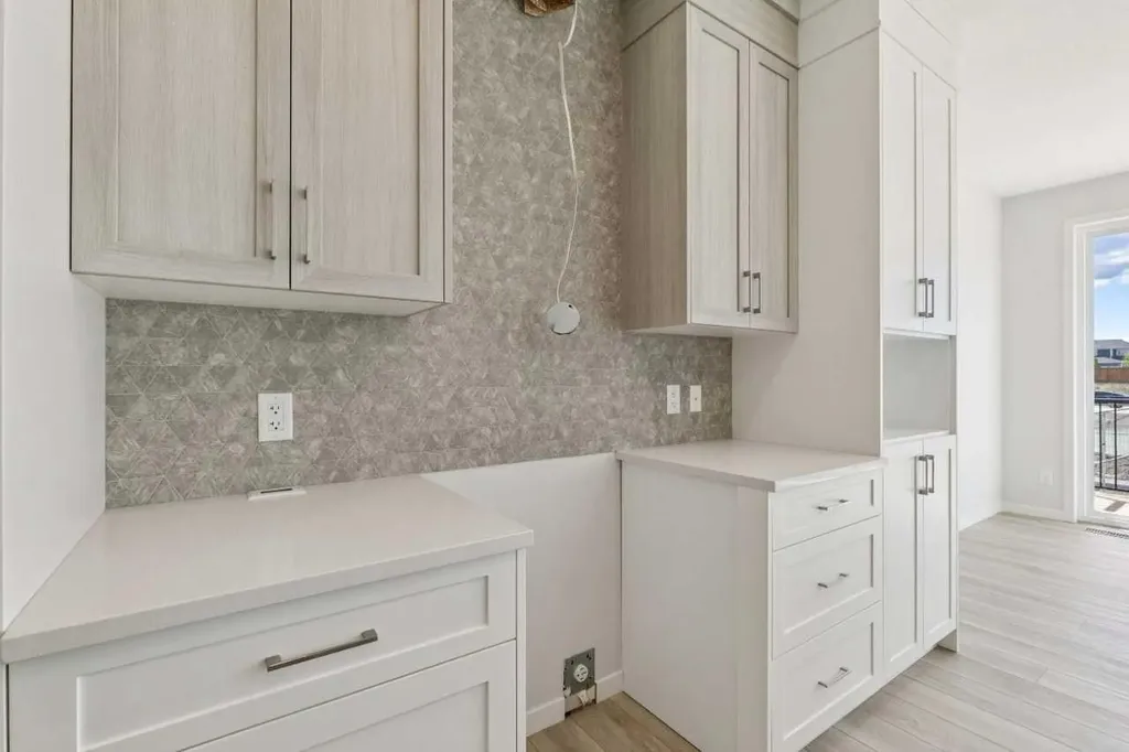41 Belmont Row SW Calgary AB T2X 6E6