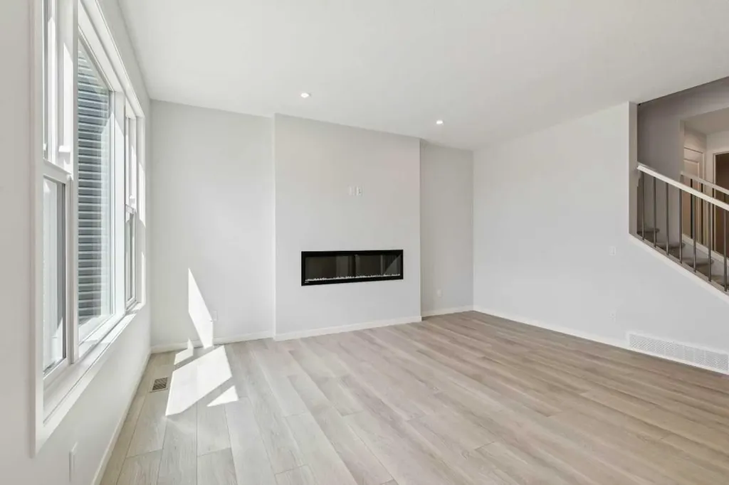 41 Belmont Row SW Calgary AB T2X 6E6