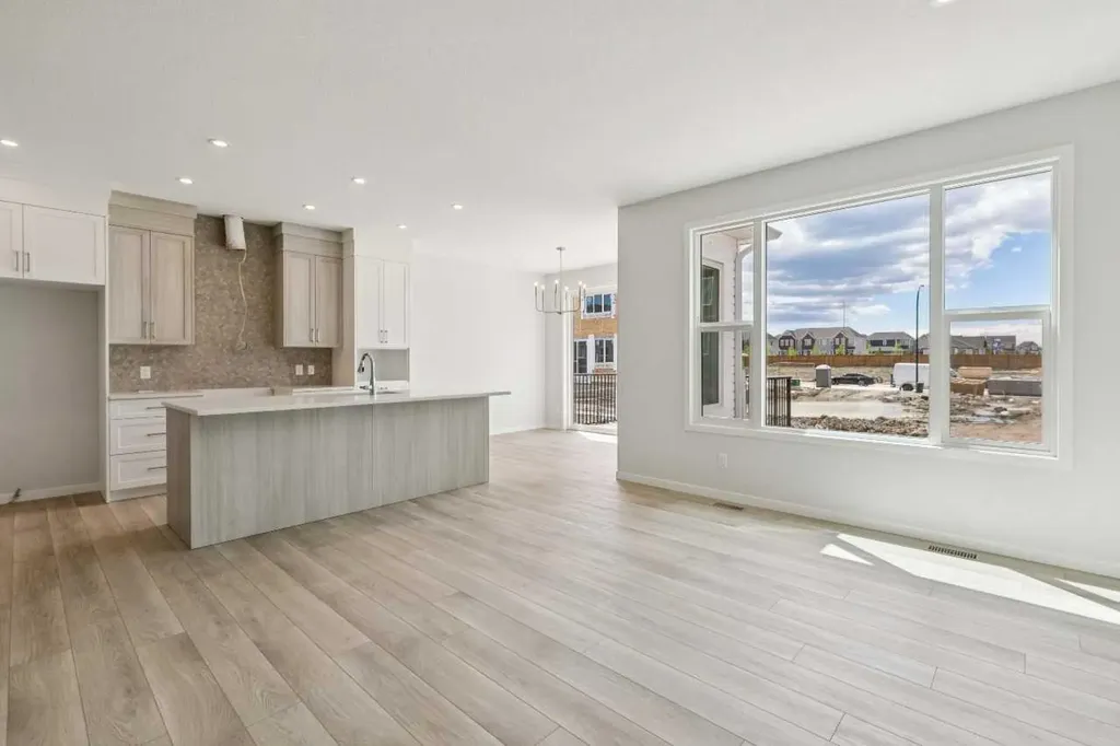 41 Belmont Row SW Calgary AB T2X 6E6