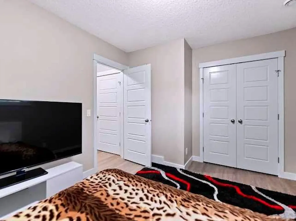 416 Covecreek Circle NE Calgary AB T3K0W6