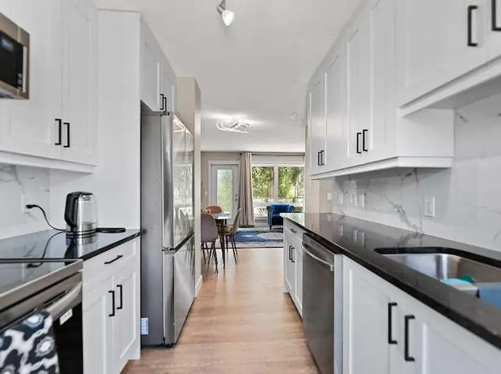 416 Covecreek Circle NE Calgary AB T3K0W6