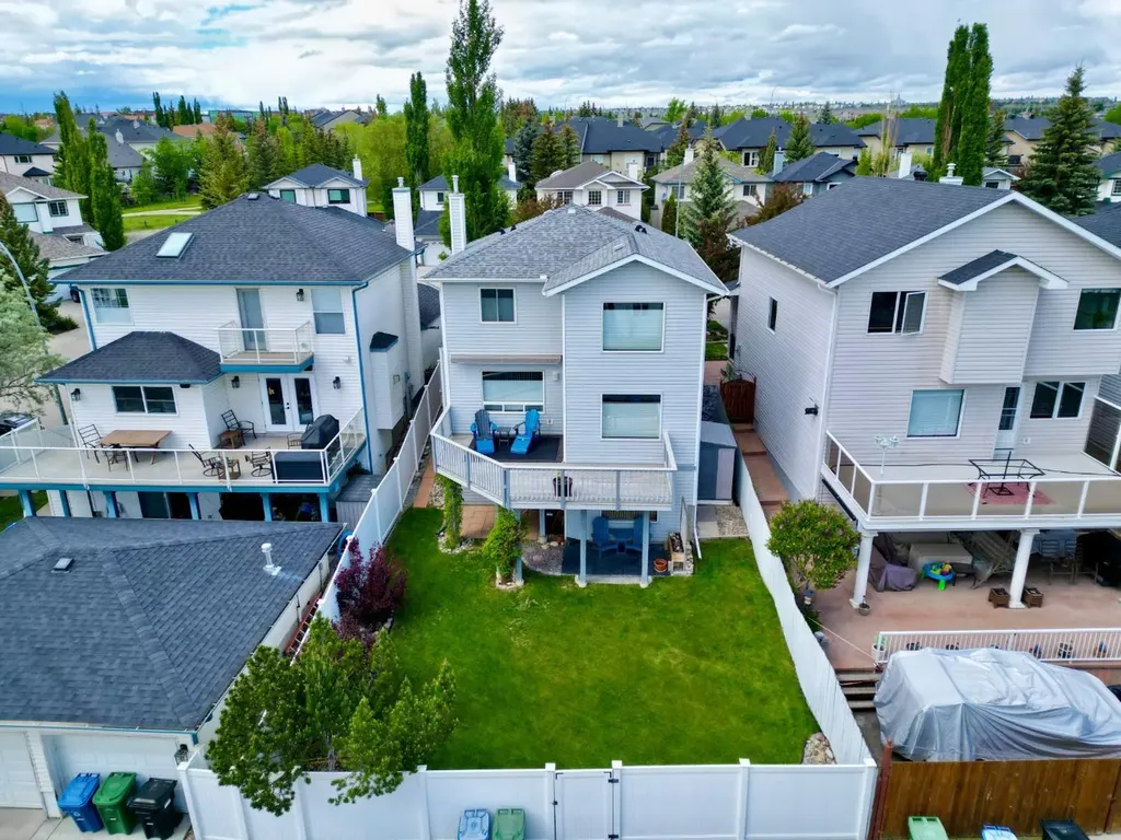 124 Tuscany Hills Park NW Calgary AB T3L 2A3