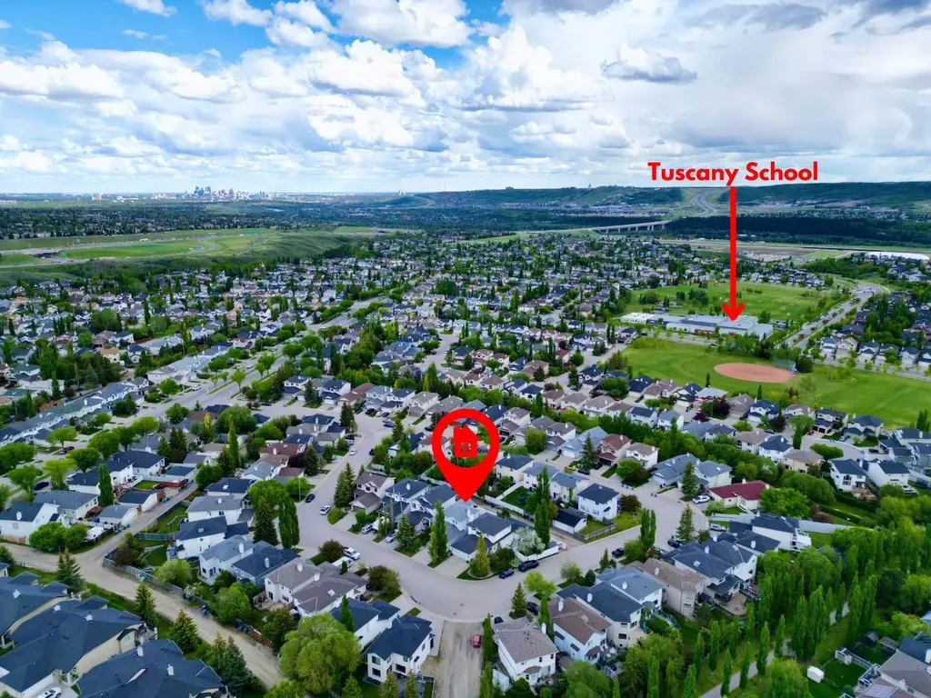 124 Tuscany Hills Park NW Calgary AB T3L 2A3