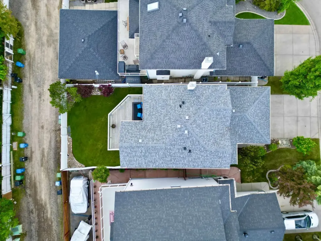 124 Tuscany Hills Park NW Calgary AB T3L 2A3