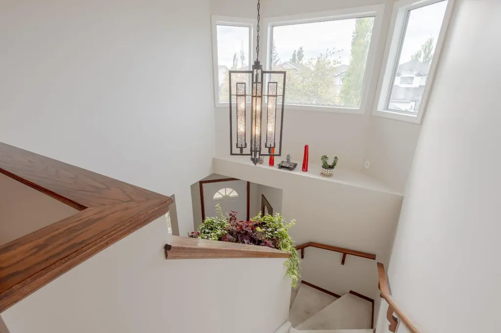 123 Tuscany Hills Park NW Calgary AB T3L 2A3