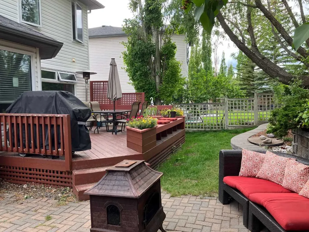 123 Tuscany Hills Park NW Calgary AB T3L 2A3